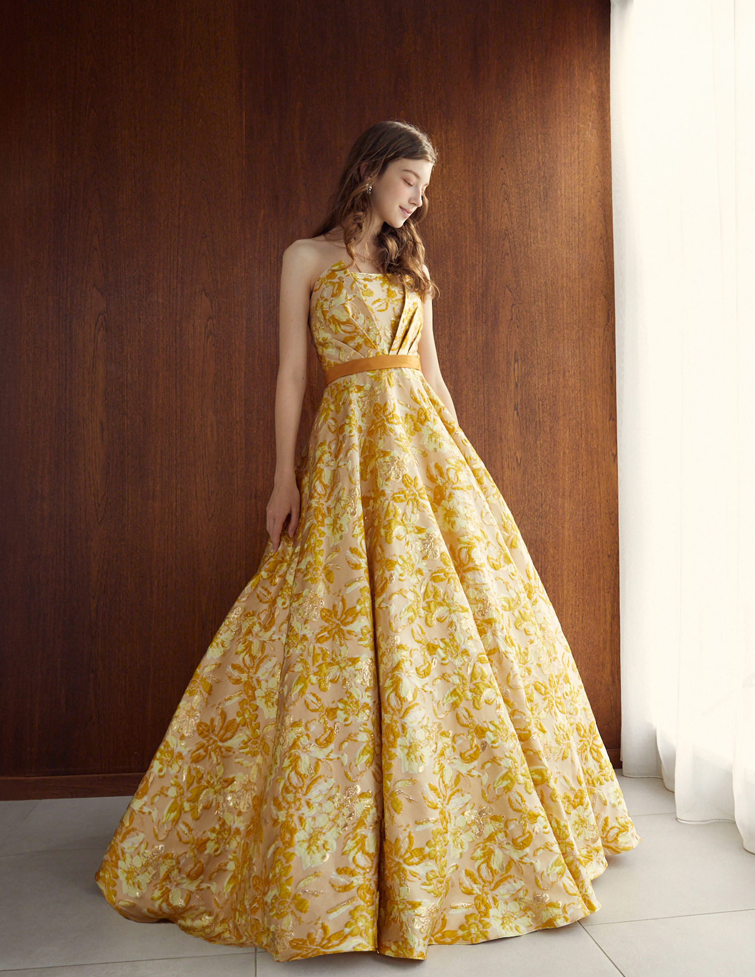 演奏会やコンクールにもぴったりなカラードレス