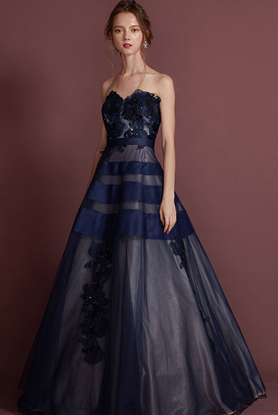 【OUTLET】ボーダーデザインスパンコール刺繍ネイビードレス